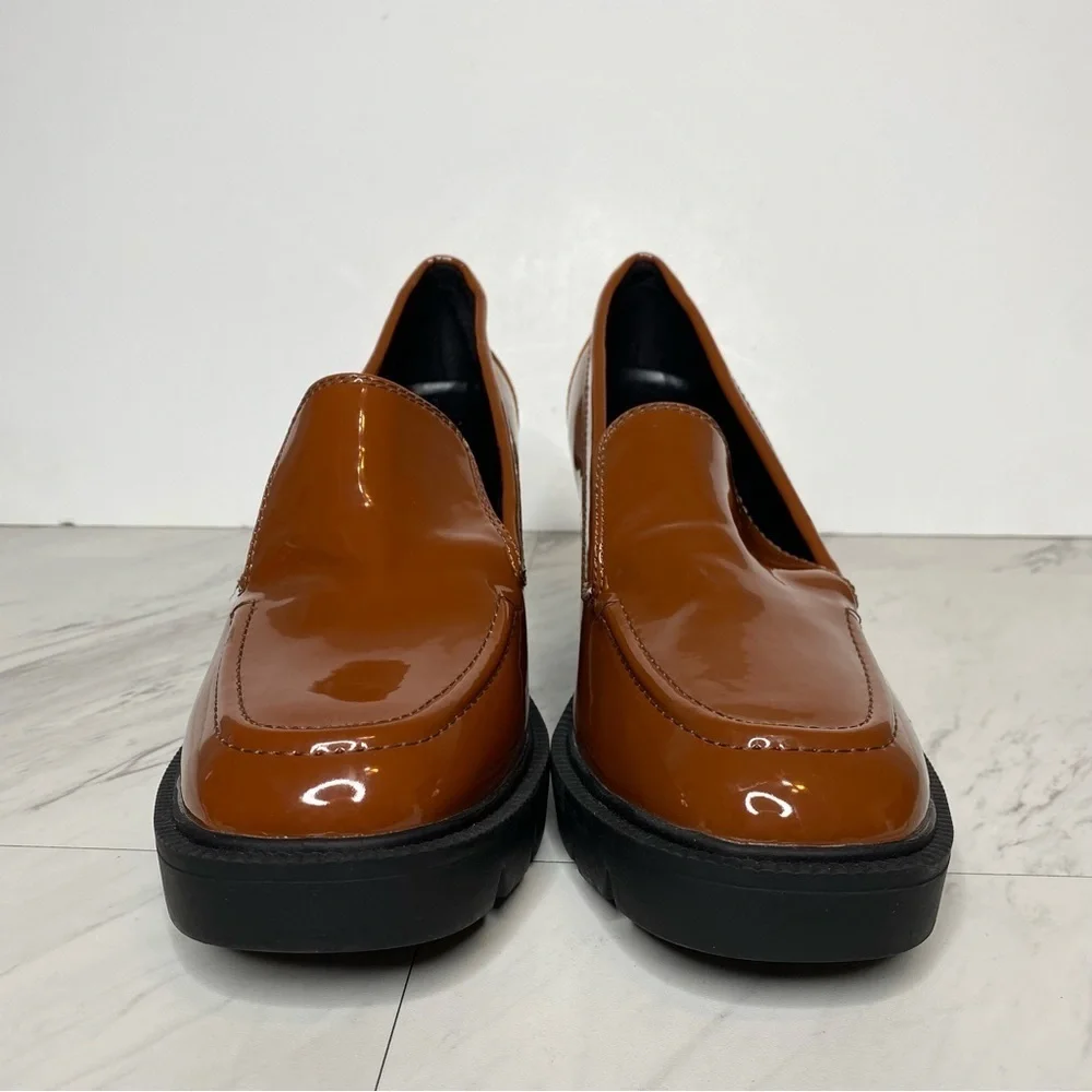 New! Blondo Josie Cognac Patent Heeled Loafer 11